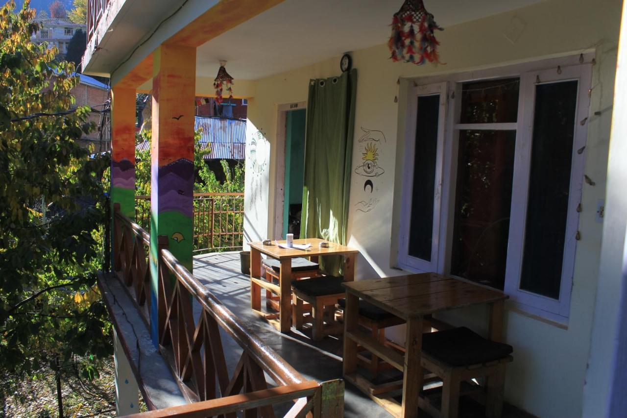 Yolo Backpackers - Manali Hostel Exterior photo