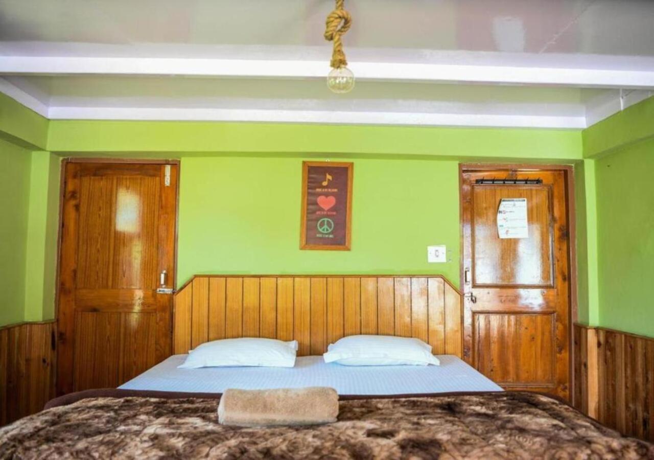 Yolo Backpackers - Manali Hostel Exterior photo